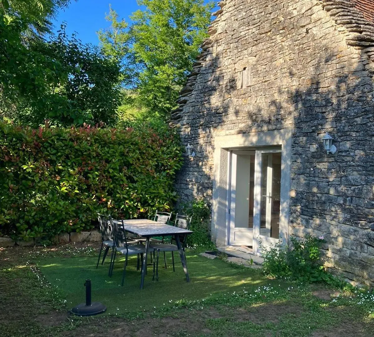 A L Ombre Du Tilleul Tour-de-Faure Vakantiehuis