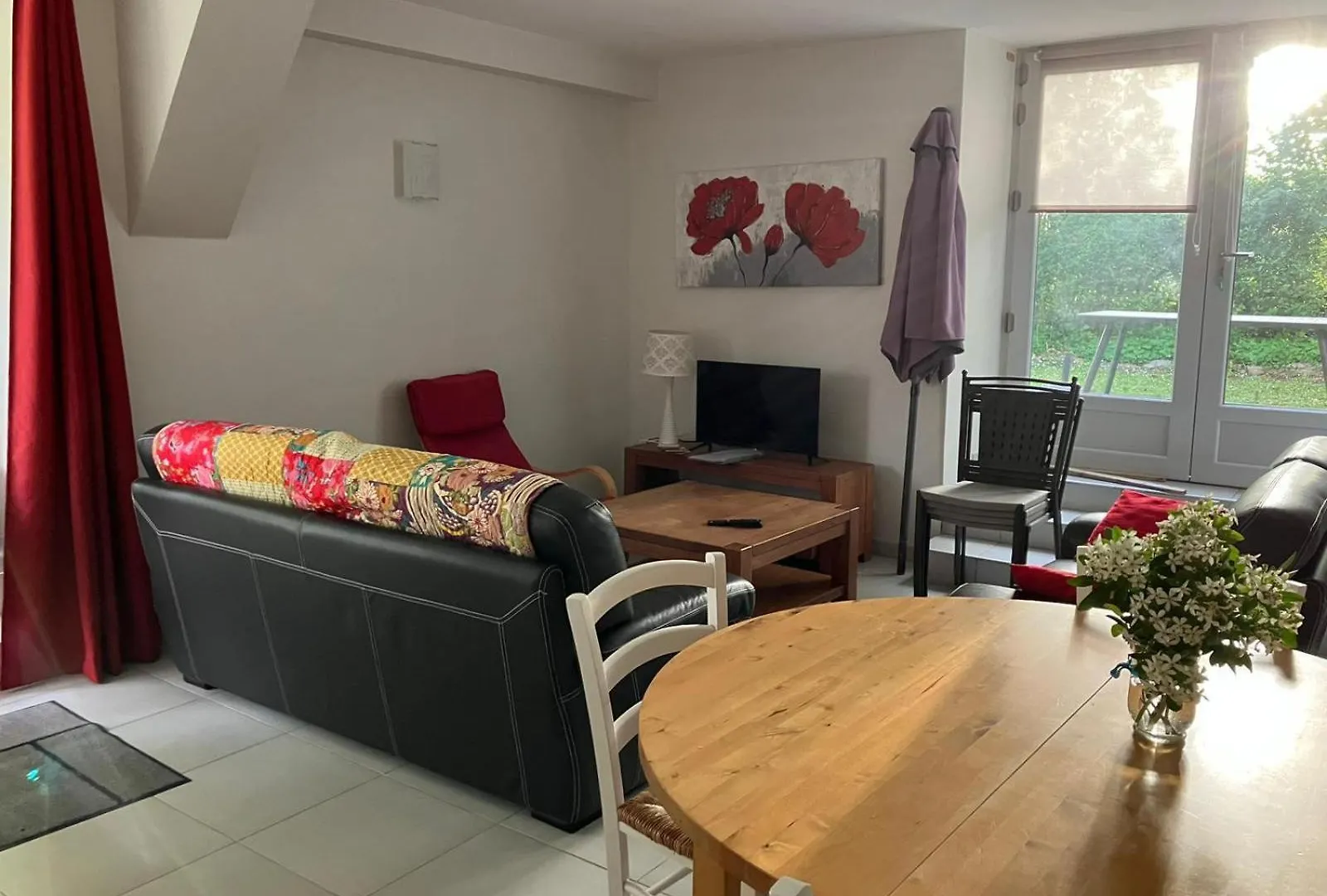 A L Ombre Du Tilleul Tour-de-Faure Vakantiehuis
